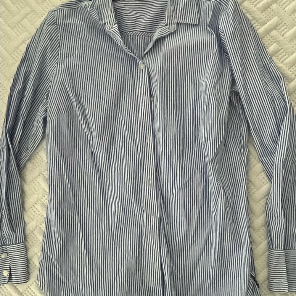 Ann Taylor striped long sleeve shirt